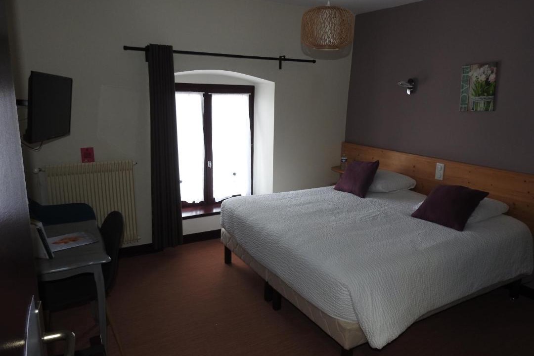Photo of Bedroom in Saint-Julien-Chapteuil