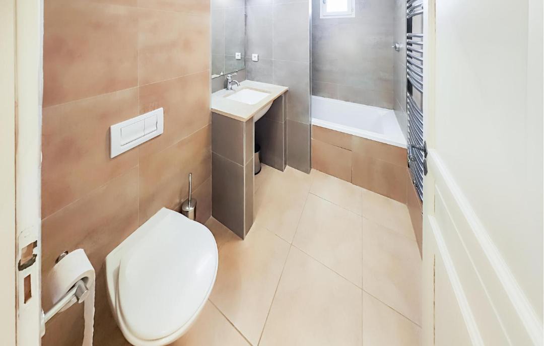 Photo of Bathroom in Saint-Laurent-de-la-Cabrerisse