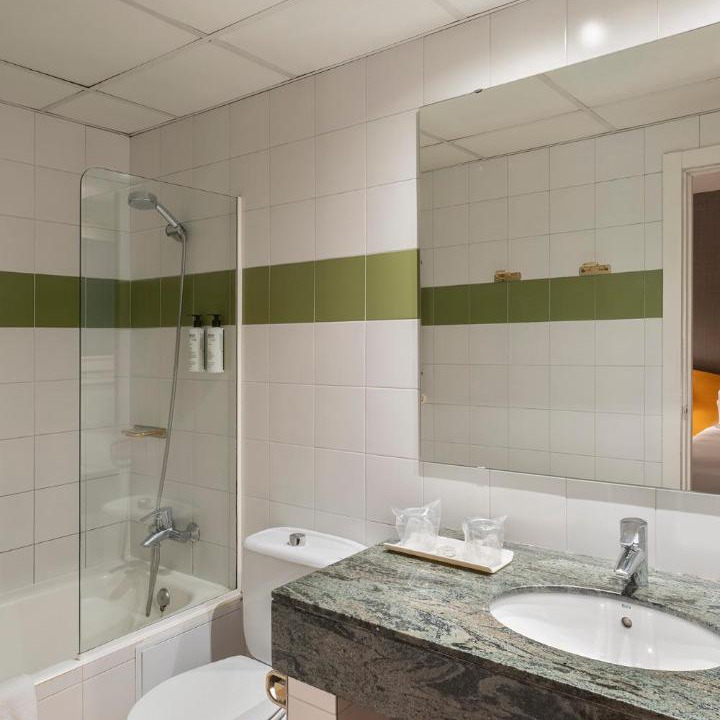 Photo of Bathroom in Avenida Meritxell