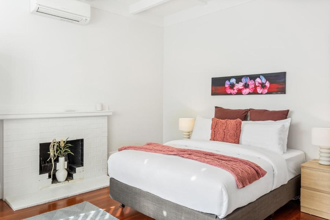 Photo of Others in Mount Eden