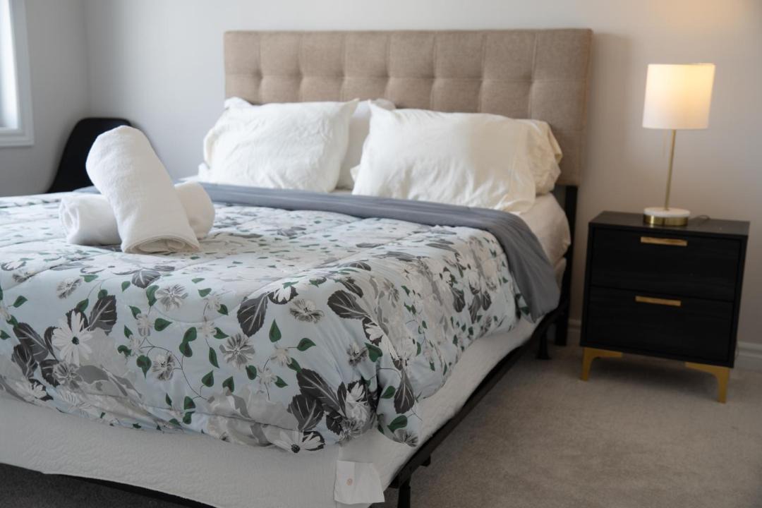 Photo of Bedroom in Ottawa Division