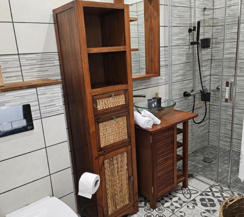 Photo of Bathroom in Guecelard