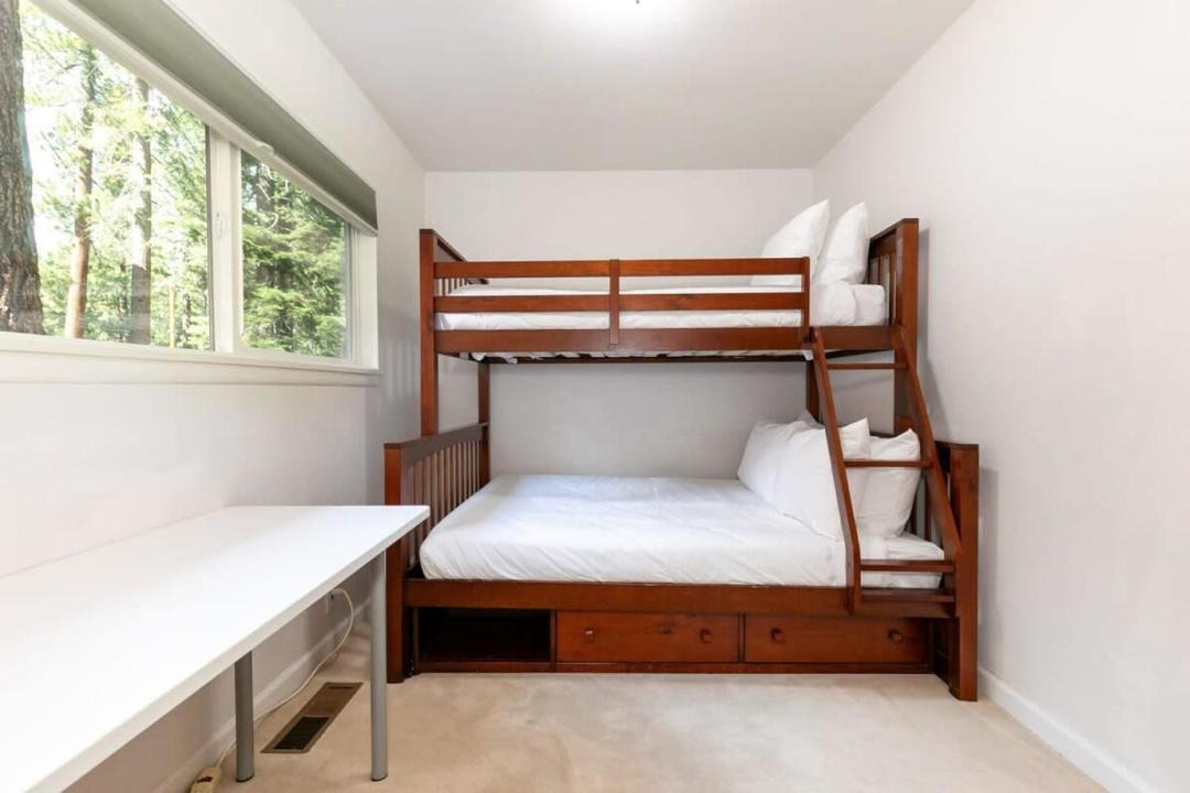 Photo of Bedroom in Tahoe Vista