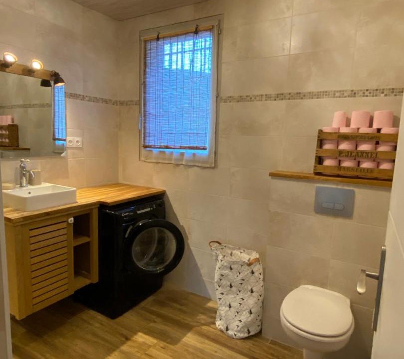 Photo of Others in Quinson