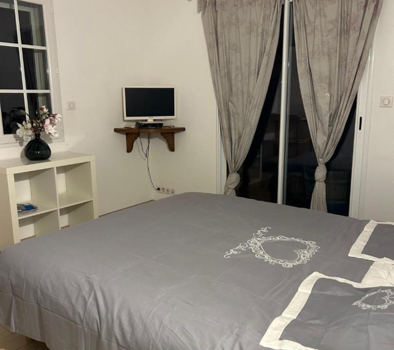 Photo of Bedroom in Bizanet