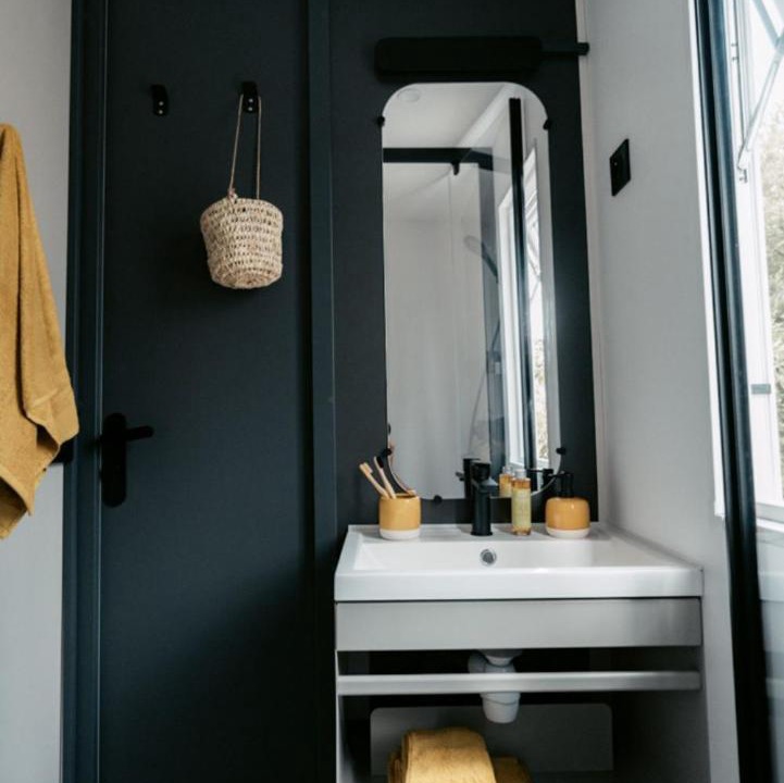 Photo of Others in Taden