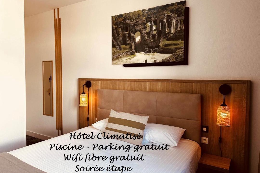 Photo of Bedroom in Chateaubernard