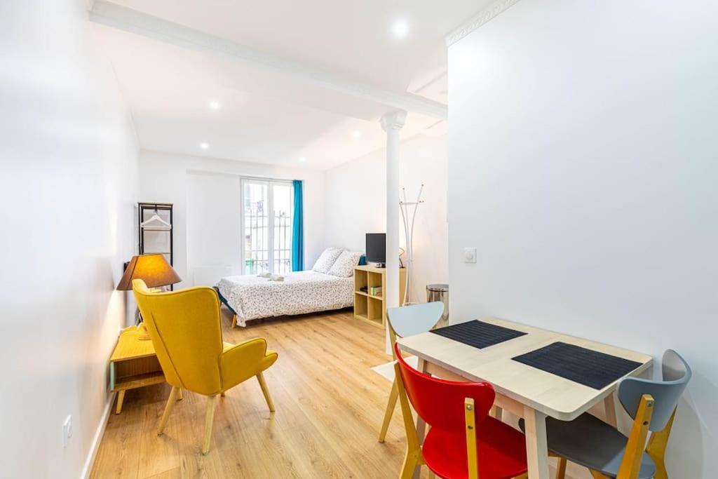 Photo of Livingroom in Quartier de la Salpetriere