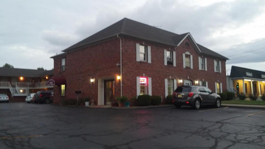 Photo of Others in Bardstown