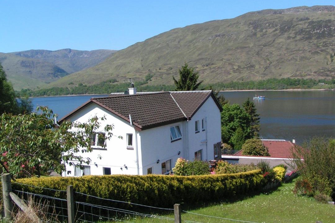 Photo of Buildings in Fort William