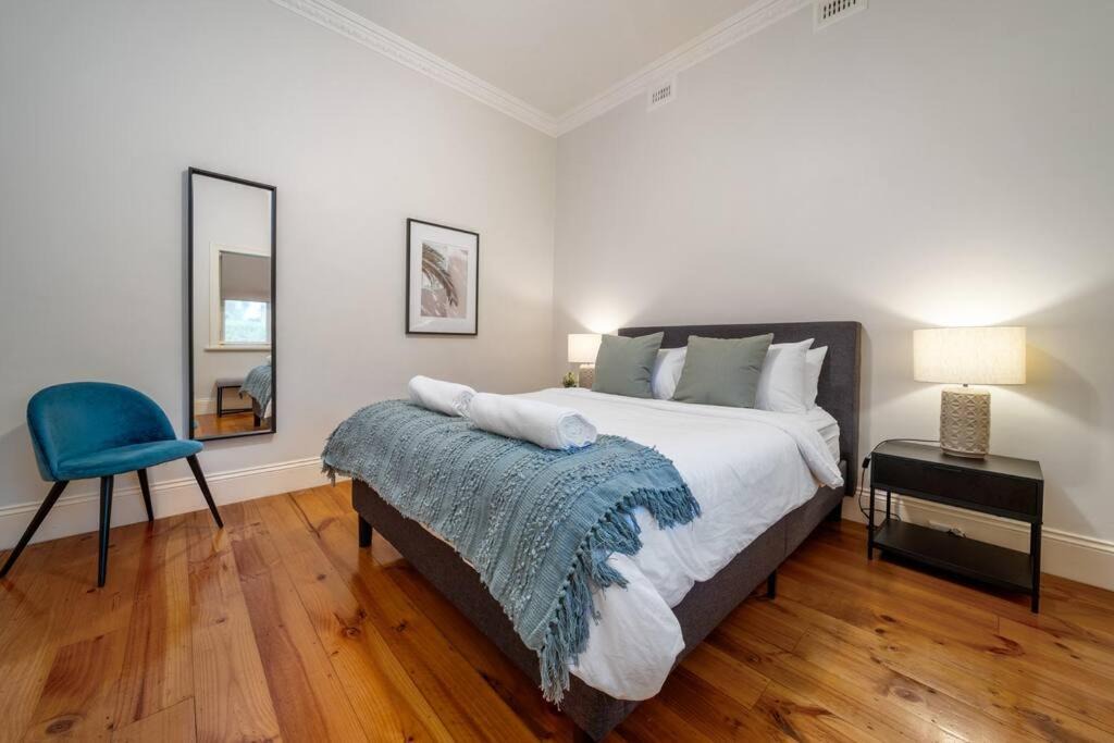 Photo of Others in West Croydon