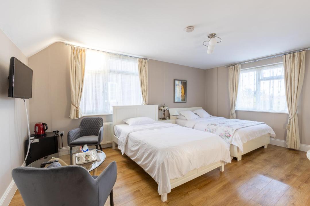 Photo of Others in Ravensbury