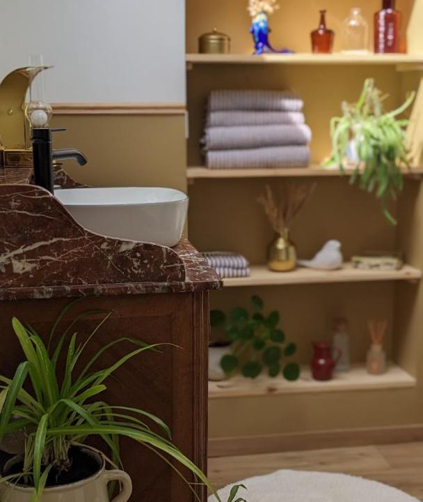 Photo of Others in Annoville