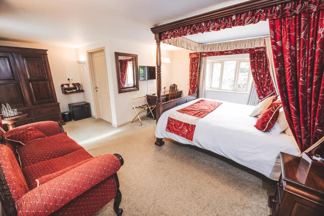 Photo of Bedroom in Eye