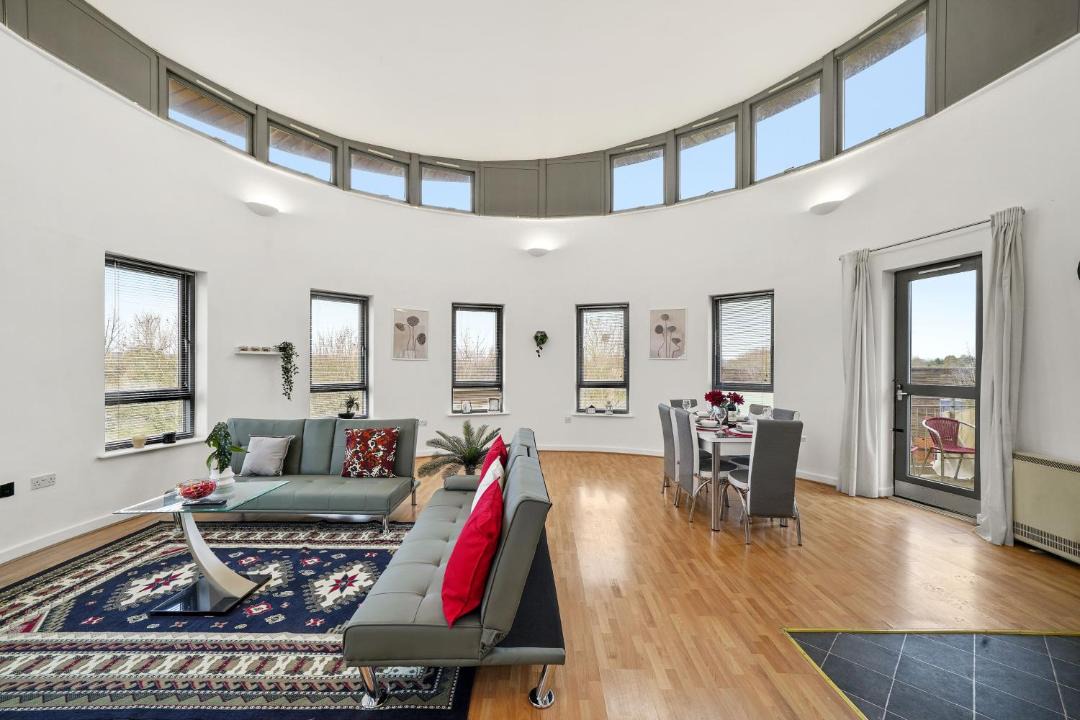 Photo of Livingroom in Burnt Oak