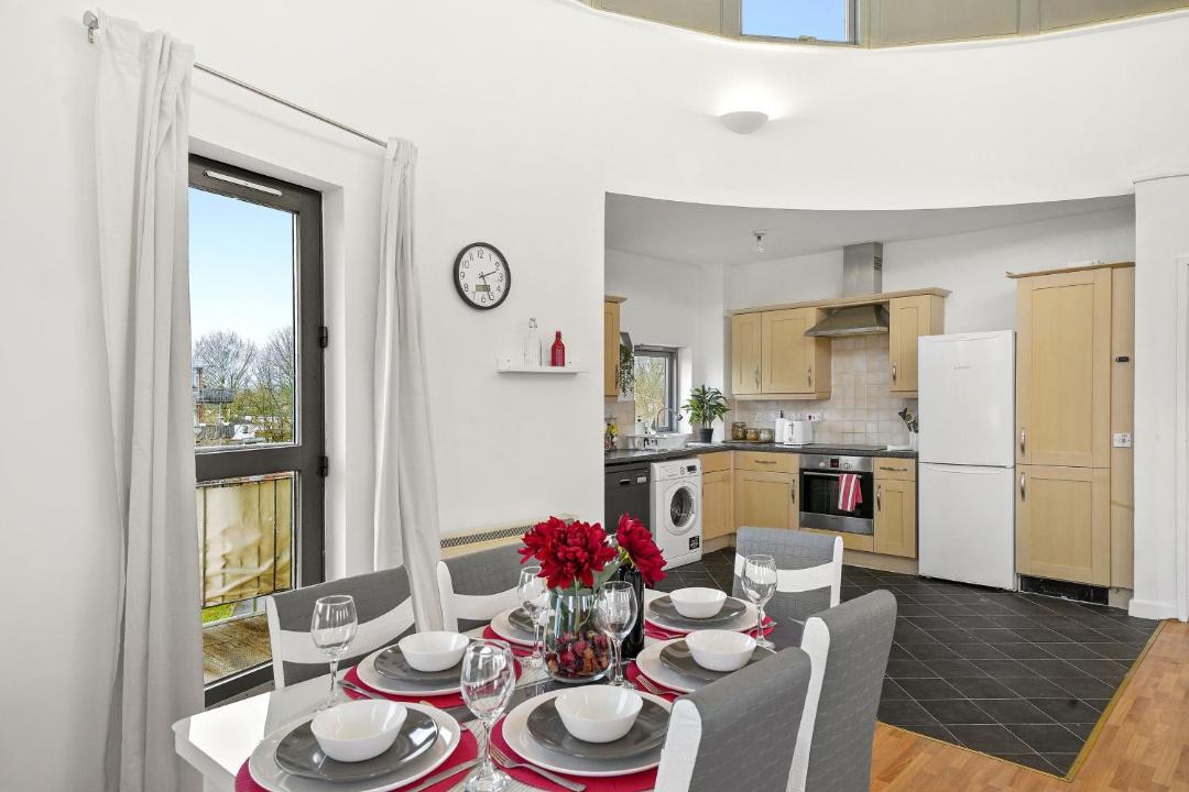 Photo of Others in Burnt Oak