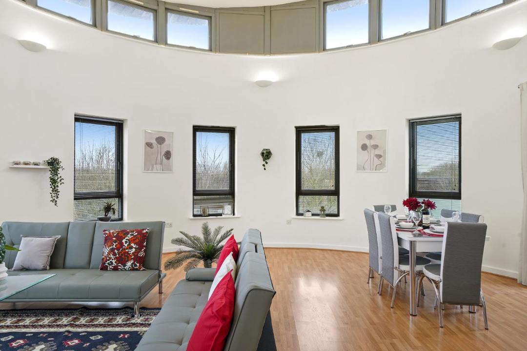 Photo of Others in Burnt Oak