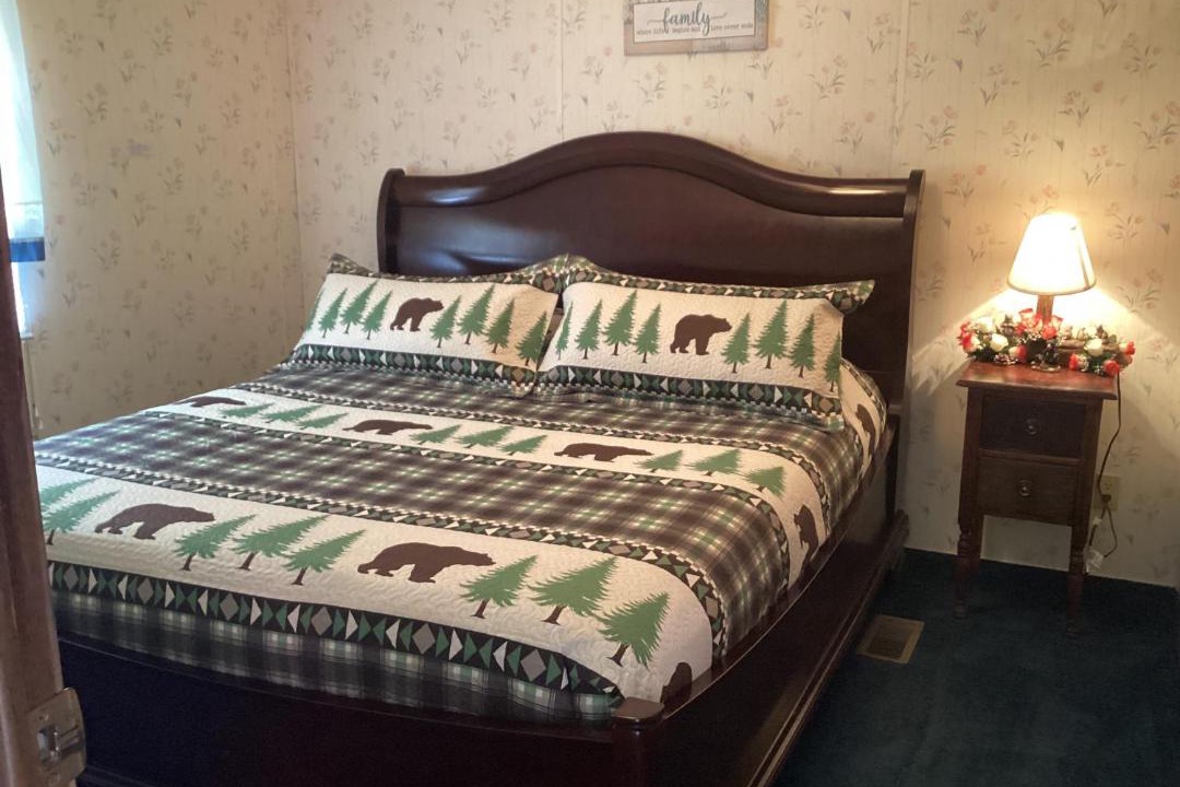Photo of Bedroom in Lackey Hill