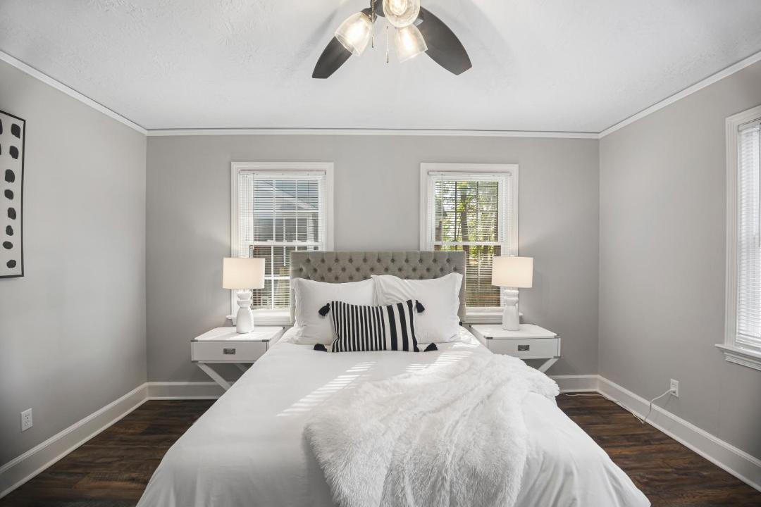 Photo of Bedroom in Forest Hills