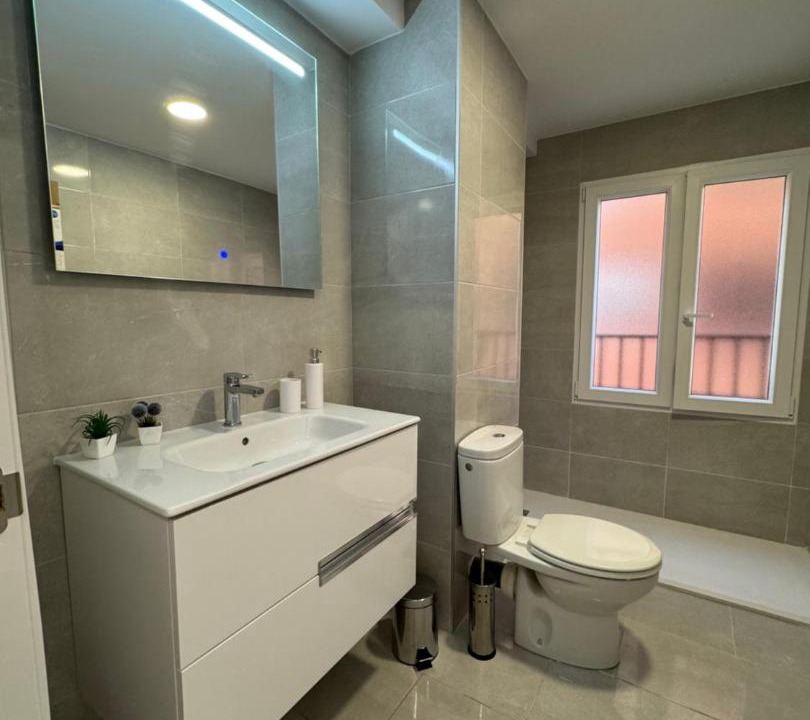 Photo of Bathroom in Almansa
