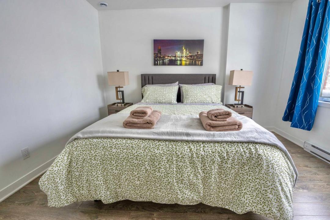 Photo of Bedroom in Laval-des-Rapides