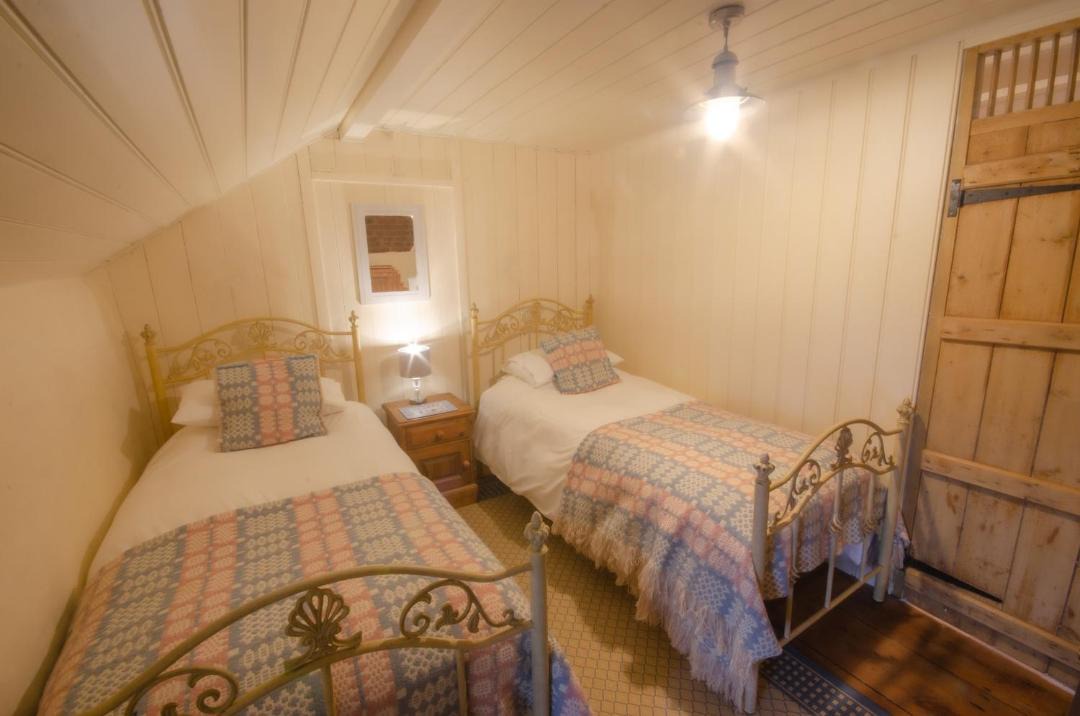 Photo of Others in Trefasser