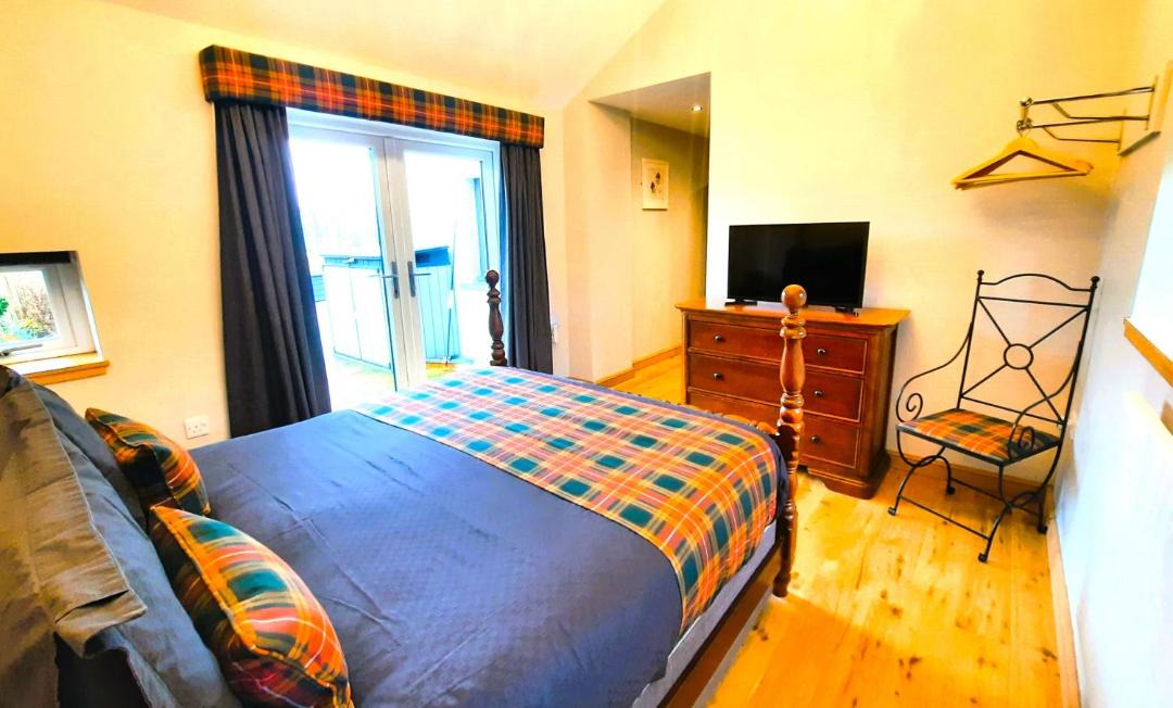 Photo of Others in Kilcreggan