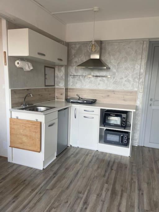 Photo of Kitchen in Meze