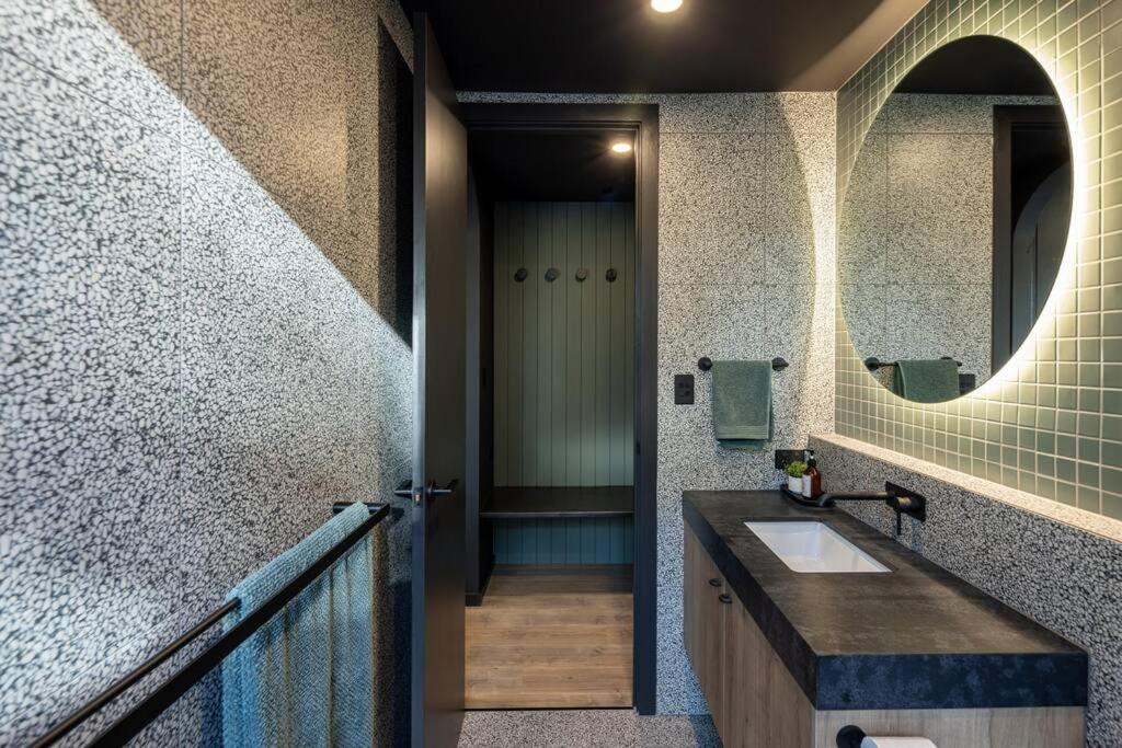 Photo of Others in McLaren Flat