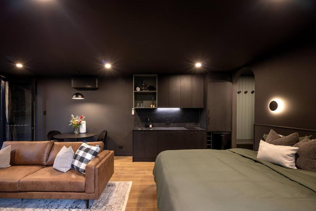 Photo of Others in McLaren Flat