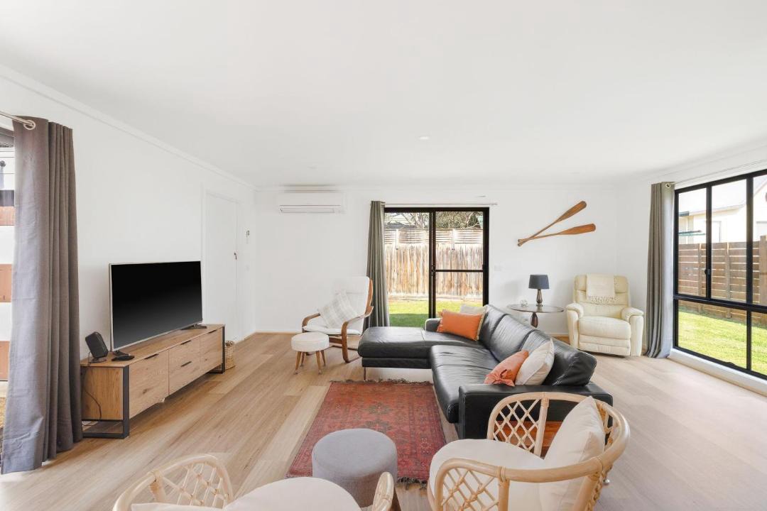 Photo of Others in Silverleaves