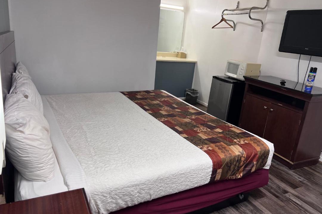 Photo of Bedroom in Calhoun