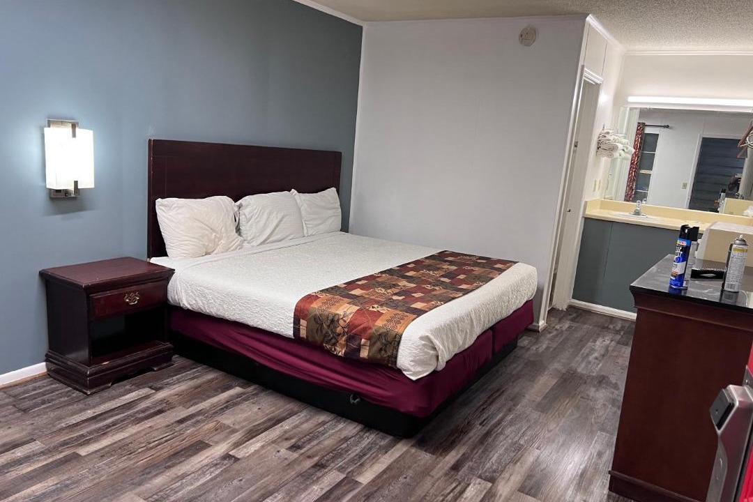 Photo of Bedroom in Calhoun