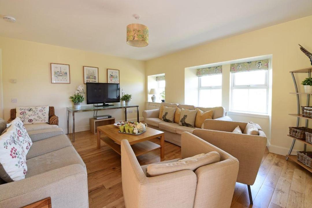 Photo of Others in Ormiston