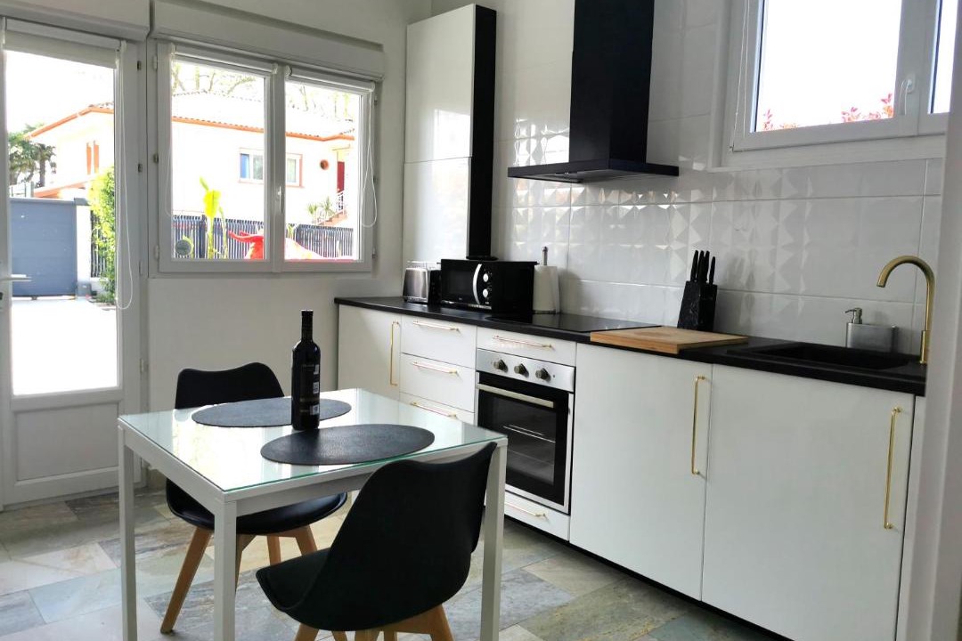 Photo of Kitchen in Saint-Martin-de-Seignanx