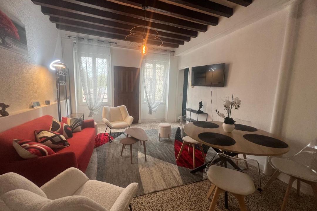 Photo of Livingroom in Bleneau