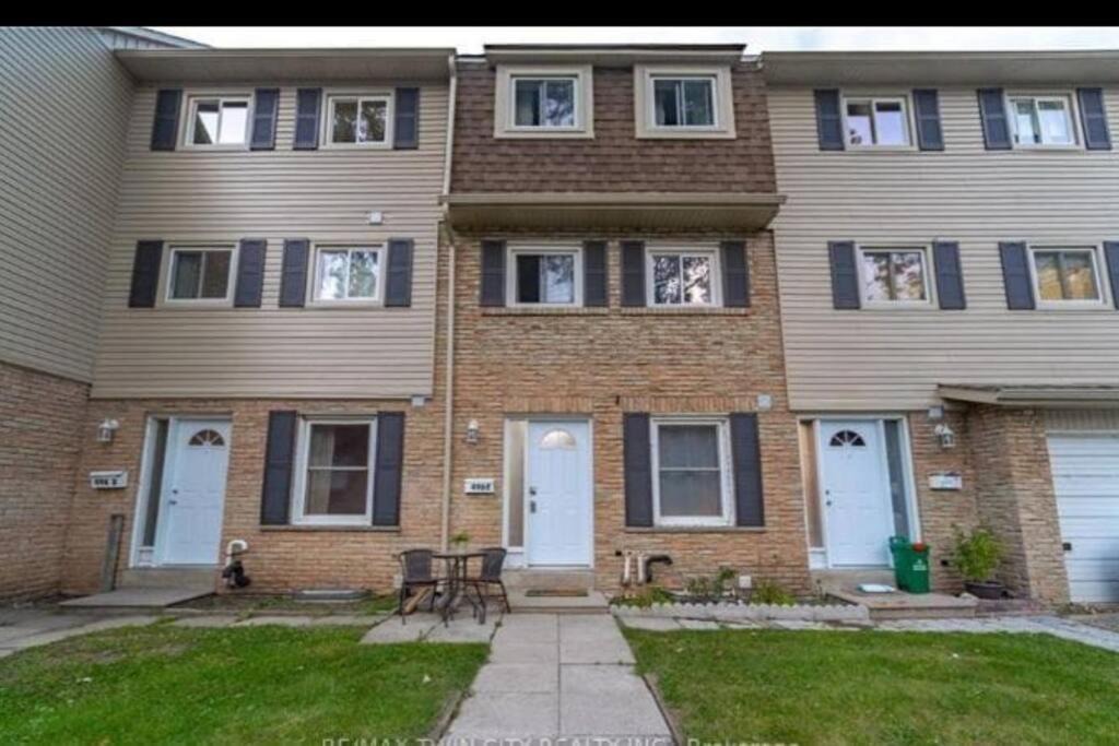 Photo of Others in Brantford