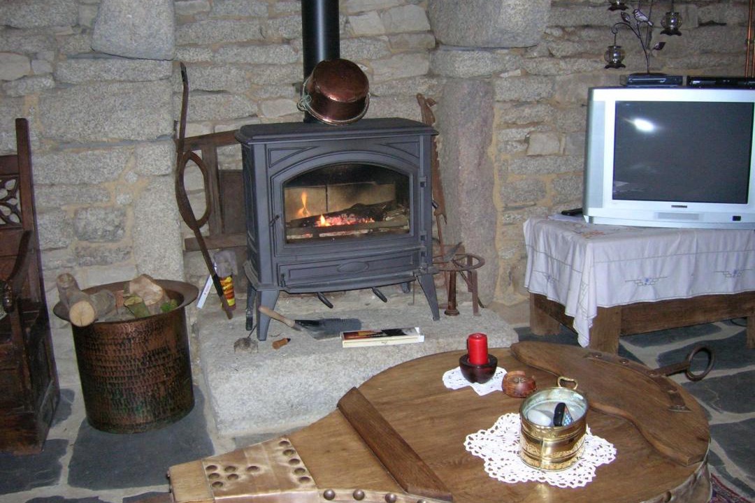 Photo of Livingroom in Plouneour-Menez