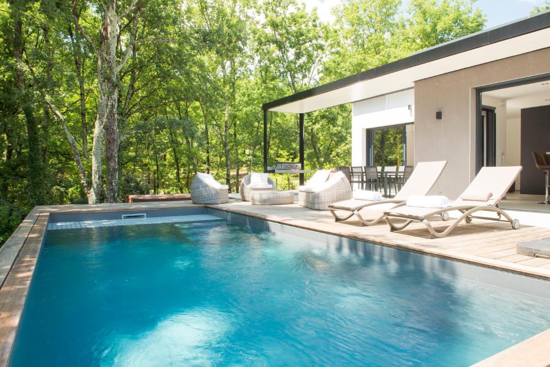 Photo of Others in Saint-Etienne-de-Fontbellon