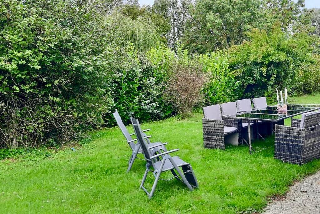 Photo of Others in Guines