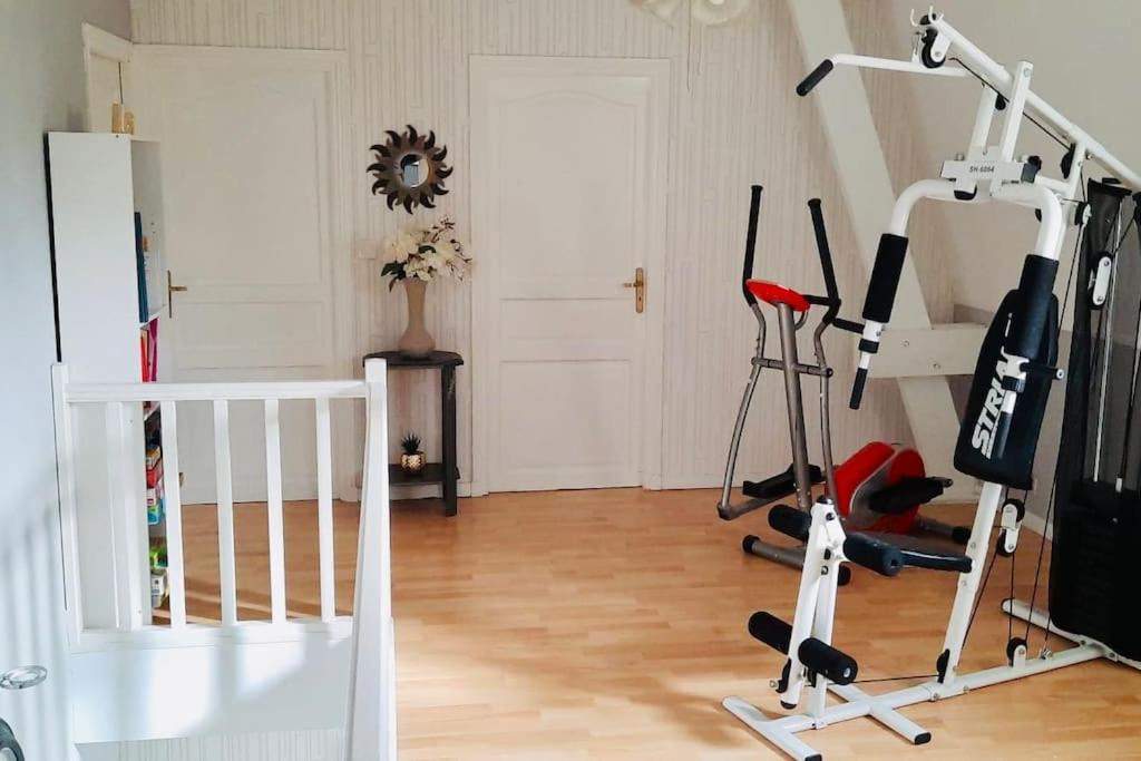 Photo of Others in Guines