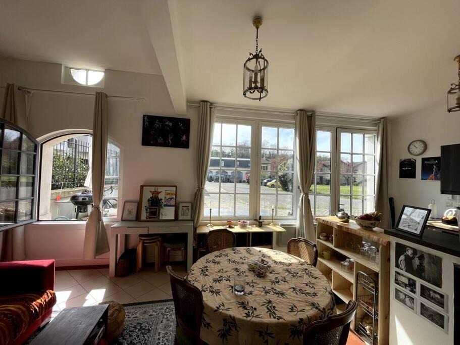 Photo of Livingroom in Saint-Denis