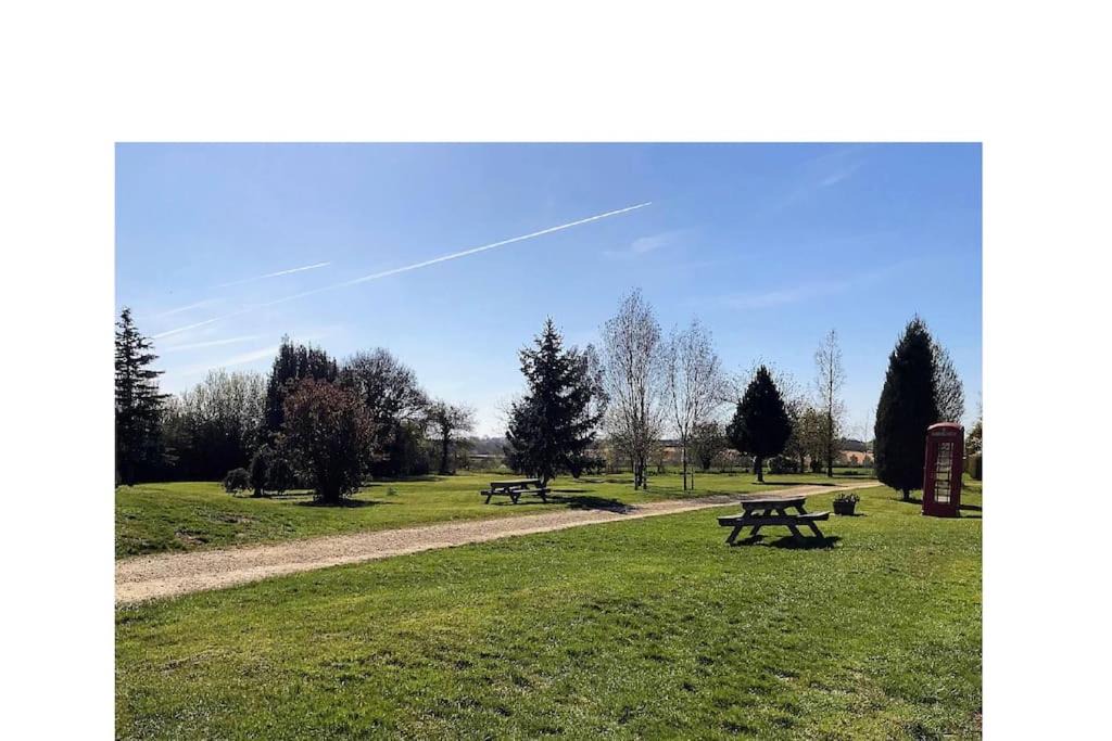 Photo of Others in Chackmore