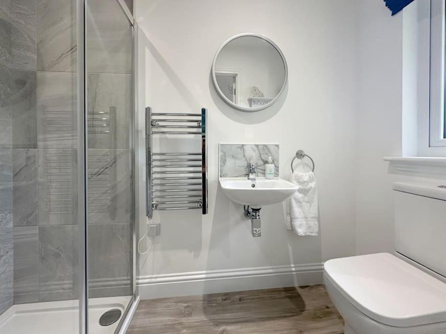 Photo of Others in Salen