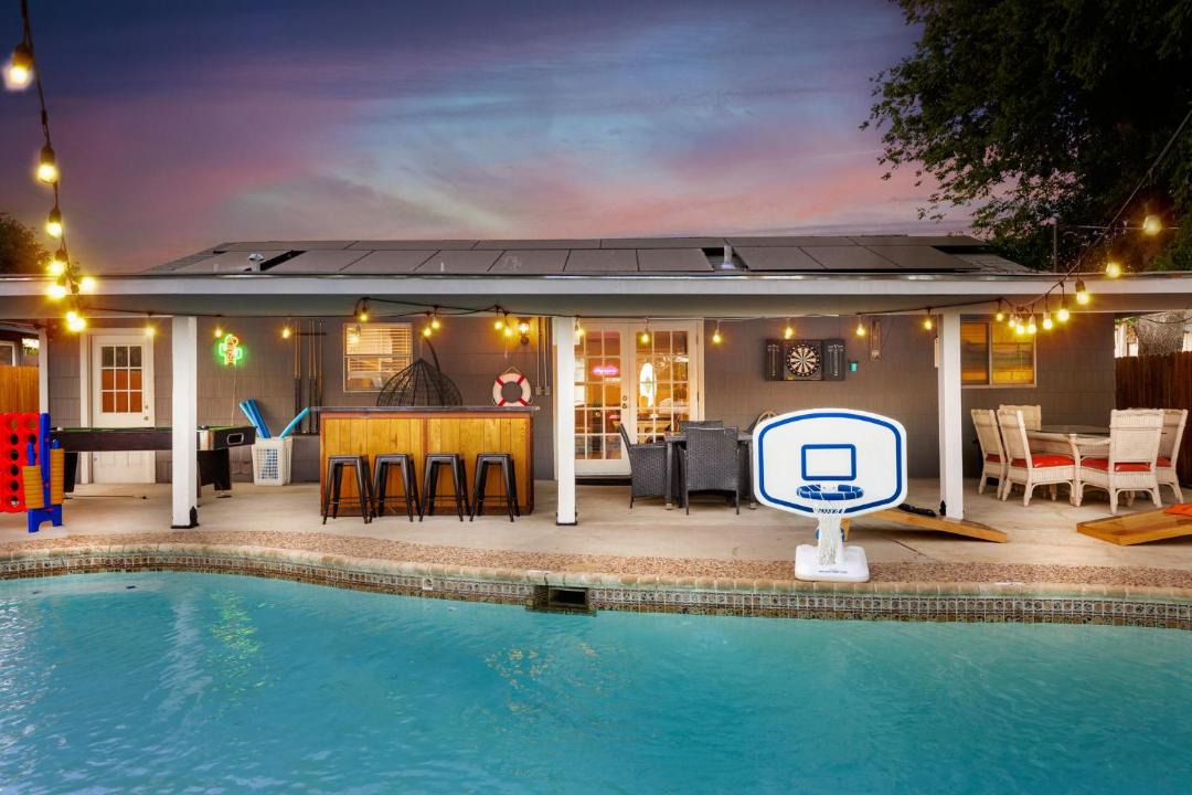 Photo of Outdoor in Lackland Terrace