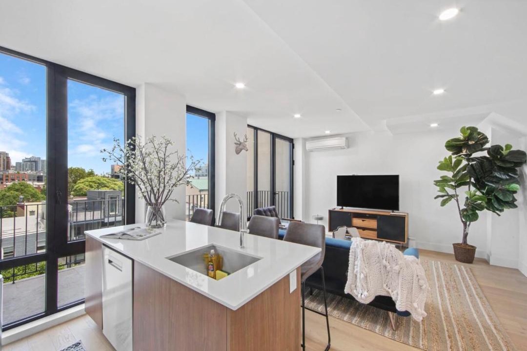 Photo of Livingroom in Greenpoint