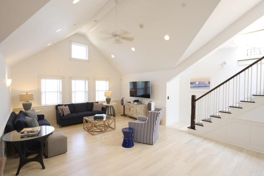 Photo of Livingroom in Nantucket Town