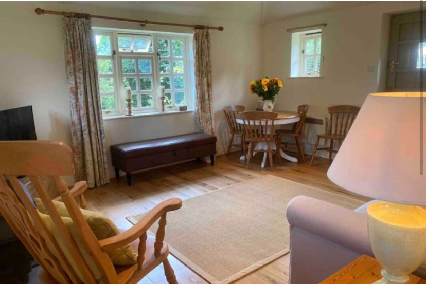 Photo of Livingroom in Hungerford