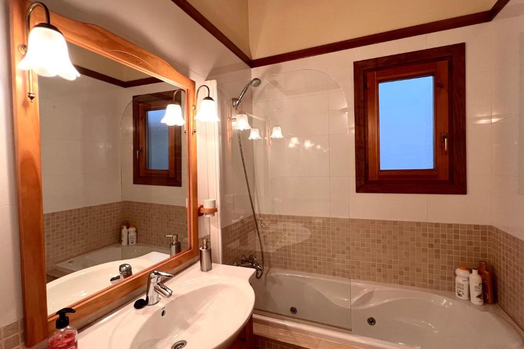Photo of Bathroom in Sort
