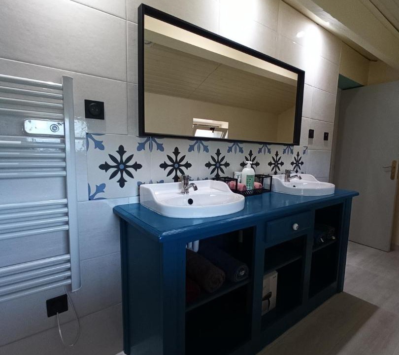 Photo of Bathroom in Sornay
